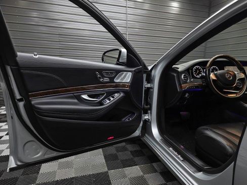 Used 2015 Mercedes-Benz S 550 4MATIC Sedan image 37