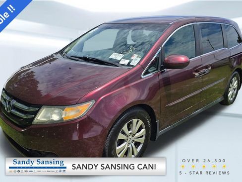 Used 2017 Honda Odyssey SE image 1