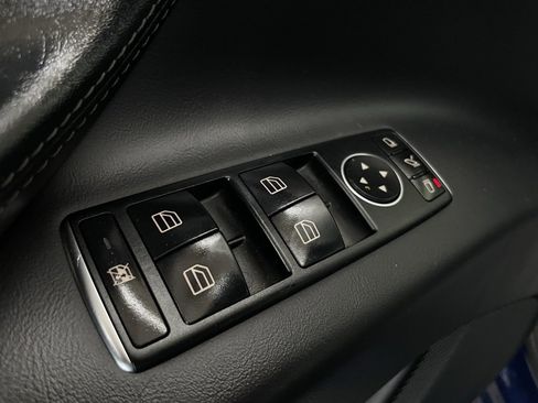 Used 2019 Tesla Model X Performance image 25