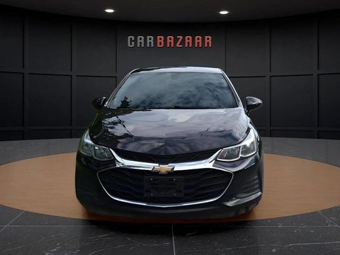 Used 2019 Chevrolet Cruze LS w/ LS Convenience Package image 3