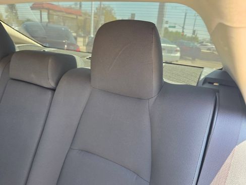 Used 2021 Toyota Corolla LE FWD image 16