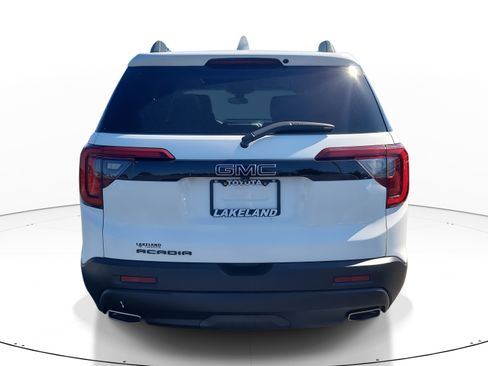 Used 2023 GMC Acadia SLE w/ Driver Convenience Package image 6