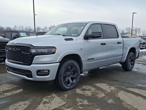 New 2026 RAM 1500 4x4 Crew Cab image 2
