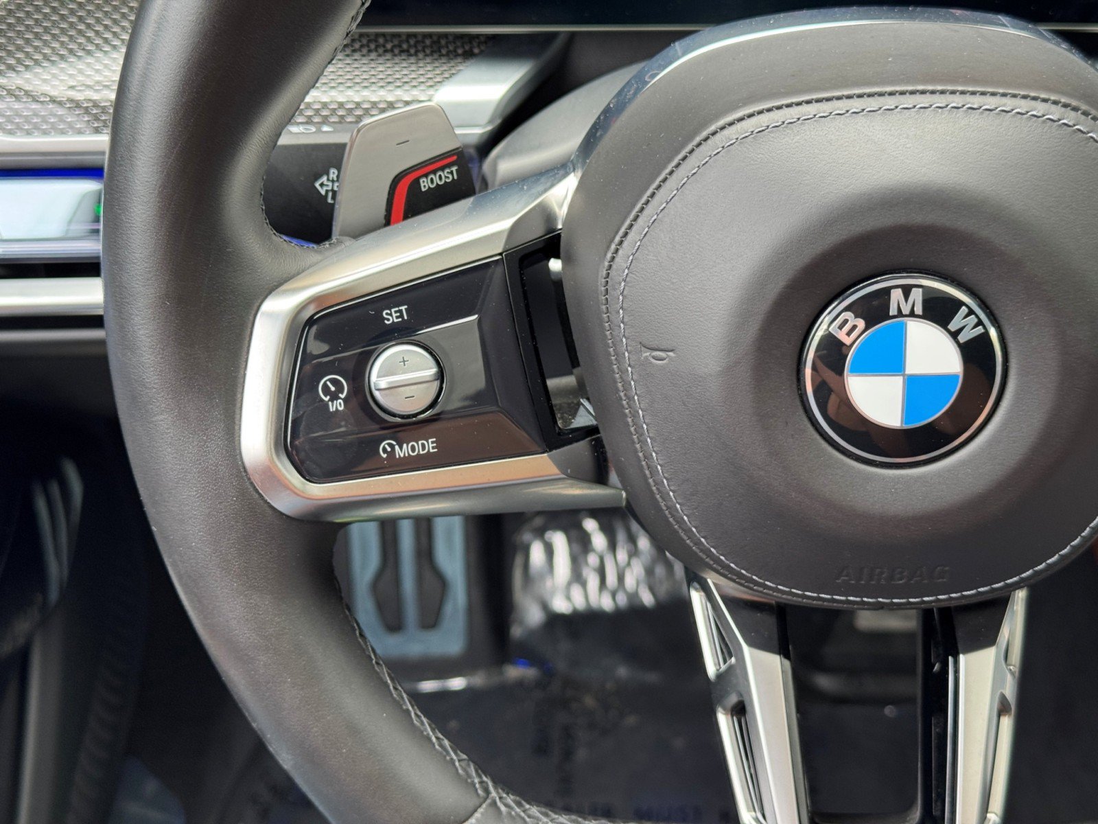 Used 2023 BMW 740i w/ Executive Package RWD image 23