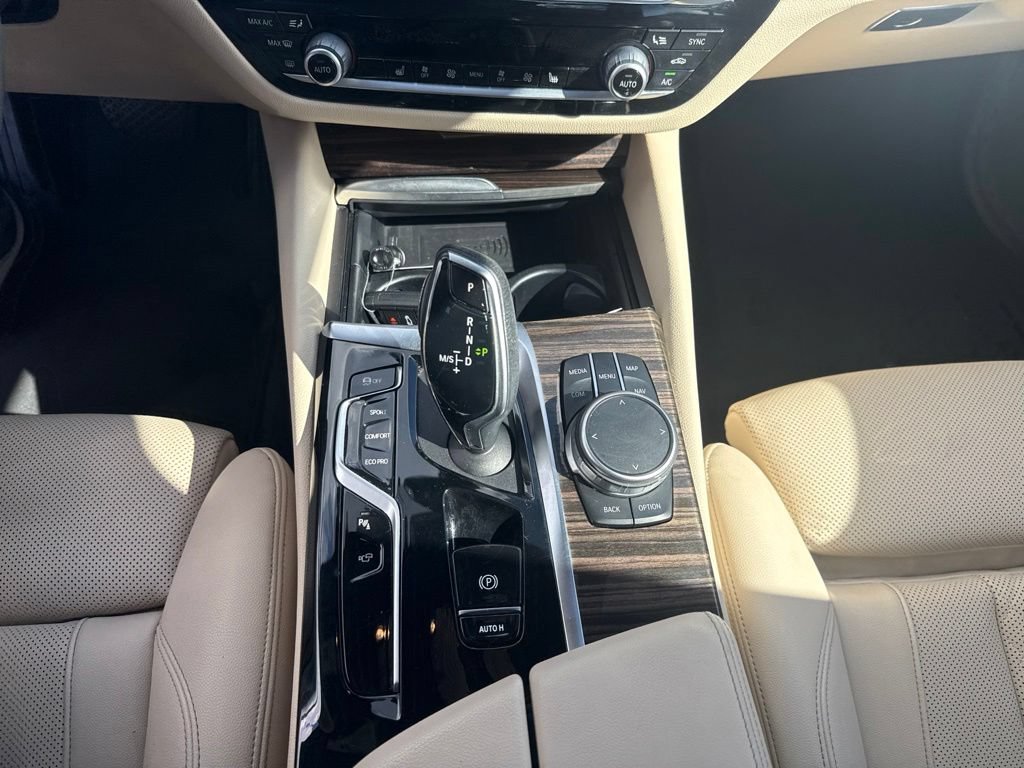 Used 2021 BMW 540i w/ Premium Package RWD image 20