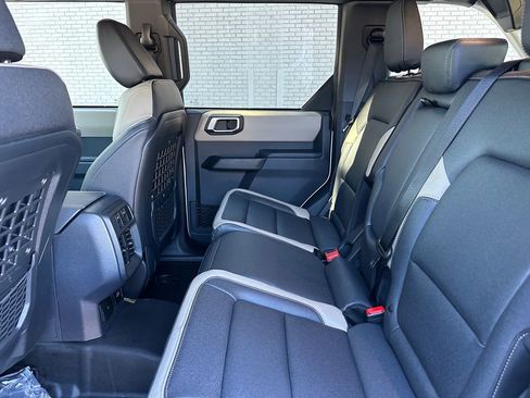 New 2025 Ford Bronco Big Bend image 31