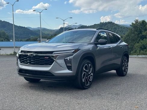 New 2026 Chevrolet Trax RS w/ Driver Confidence Package FWD image 30