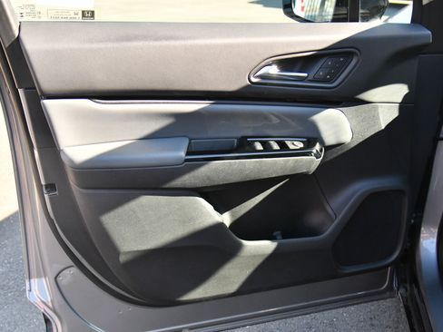 Used 2024 Honda Prologue Touring image 14