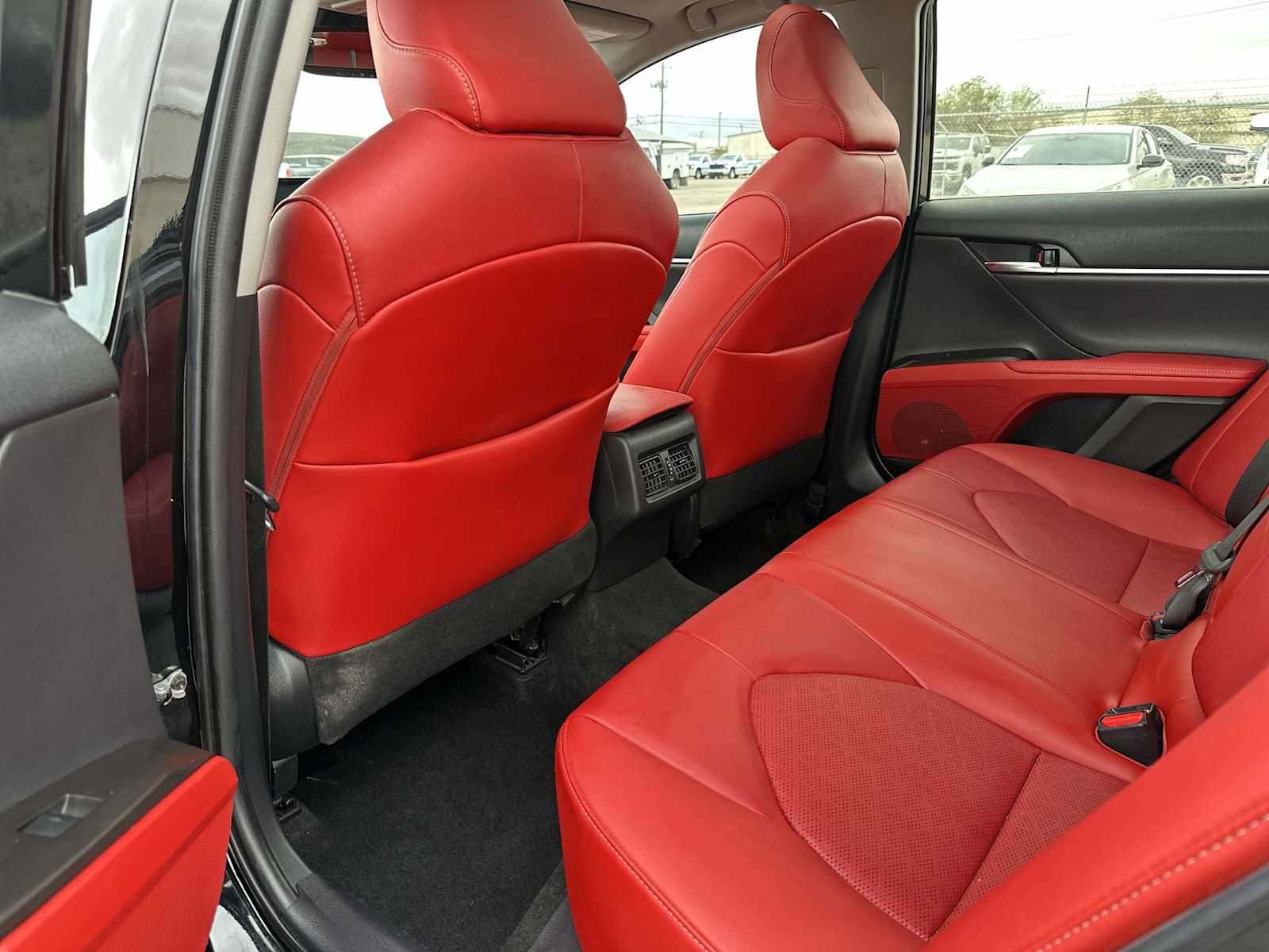 Used 2021 Toyota Camry XSE FWD image 20