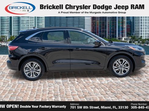 Used 2021 Ford Escape SEL w/ Technology Package image 4