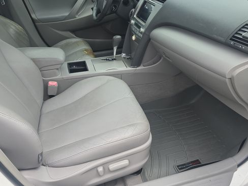 Used 2009 Toyota Camry Hybrid FWD image 13