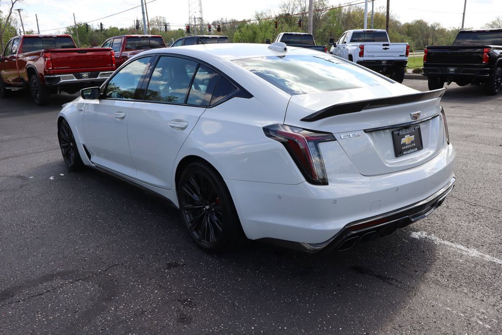 Used 2023 Cadillac CT5 V Blackwing w/ Carbon Fiber Package 2 RWD image 3