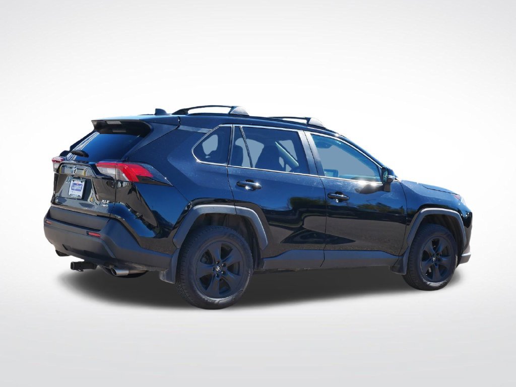 Used 2021 Toyota RAV4 XLE w/ Convenience Package AWD/4WD image 3