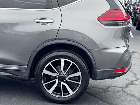 Used 2019 Nissan Rogue SL AWD/4WD image 38