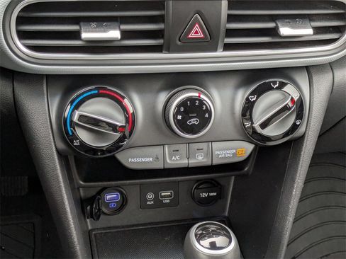 Used 2021 Hyundai Kona SEL image 24