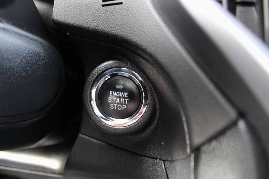 Used 2020 Subaru Ascent Limited w/ Technology Package AWD/4WD image 19