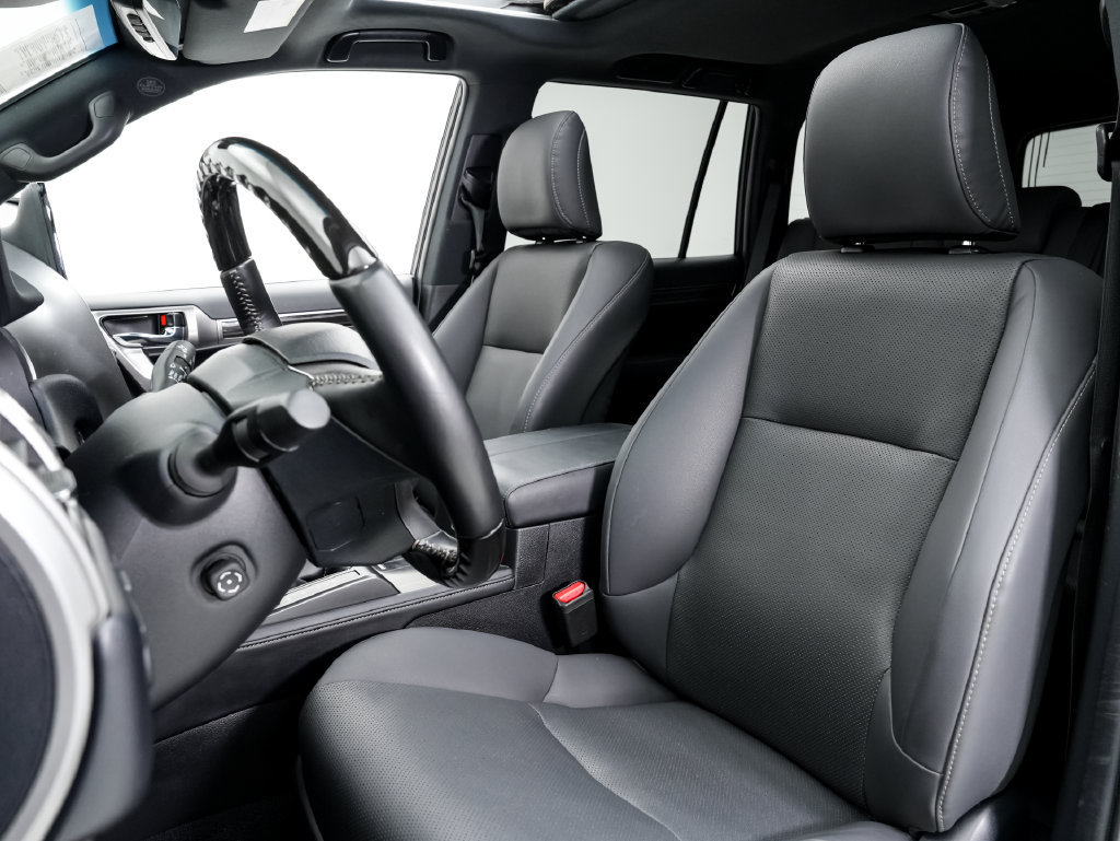 Used 2023 Lexus GX 460 Premium w/ Premium Package AWD/4WD image 5