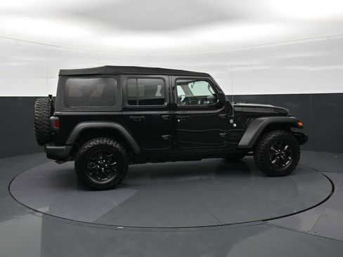 Used 2021 Jeep Wrangler Unlimited Sport AWD/4WD image 4