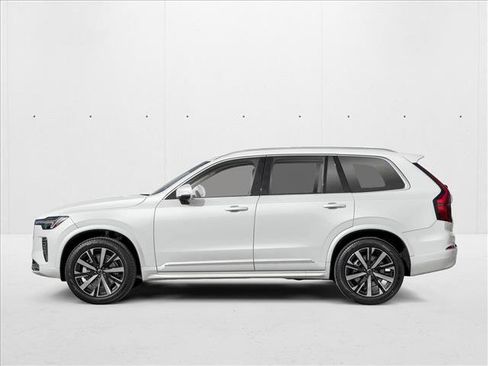Certified 2026 Volvo XC90 B6 Plus w/ Protection Package Premier image 3