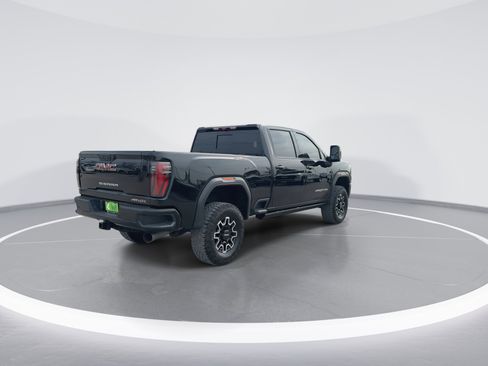 Used 2024 GMC Sierra 2500 AT4X image 9