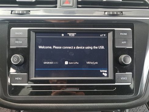 Used 2023 Volkswagen Tiguan S image 24