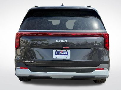 New 2026 Kia Carnival EX
