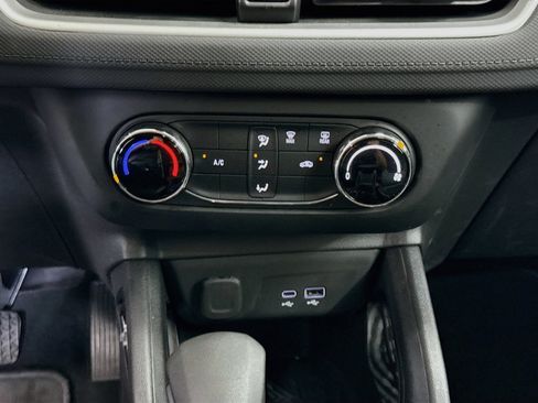 Used 2026 Chevrolet TrailBlazer LS w/ LS Convenience Package FWD image 22