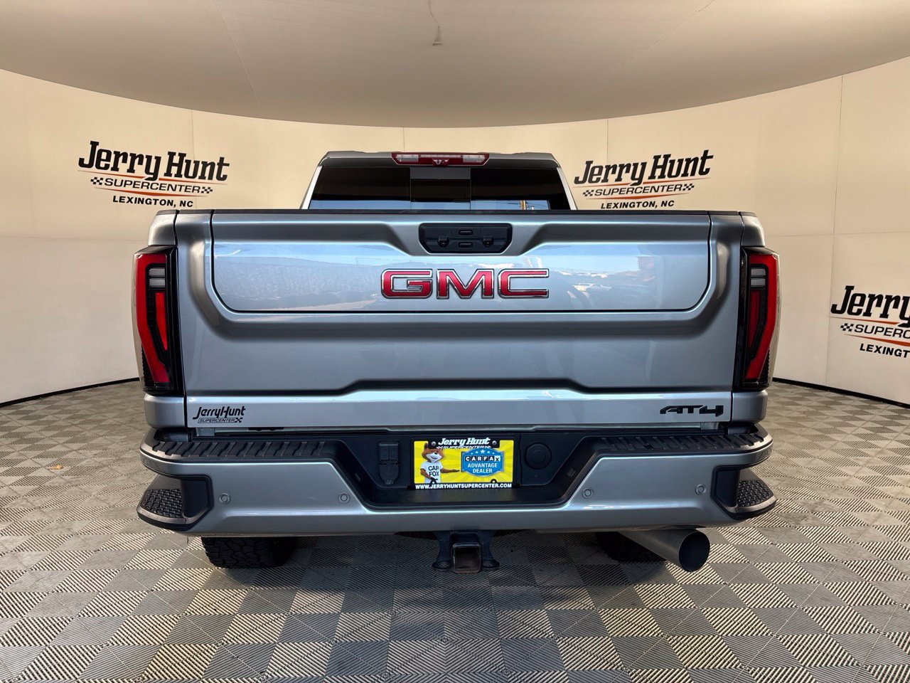 Used 2025 GMC Sierra 3500 AT4 w/ AT4 Premium Plus Package AWD/4WD image 5