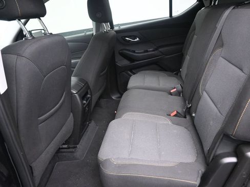 Used 2021 Chevrolet Traverse LS FWD image 14
