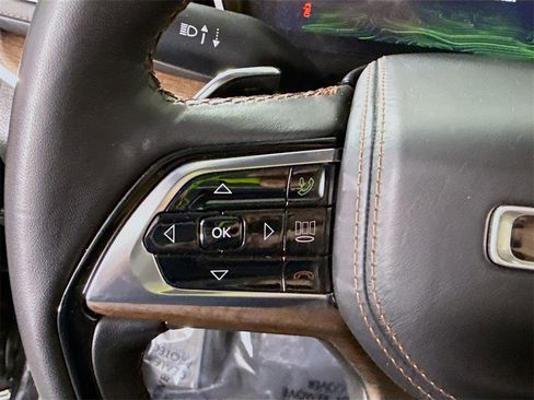 Used 2022 Jeep Grand Cherokee Summit w/ Advanced Protech Group IV image 24