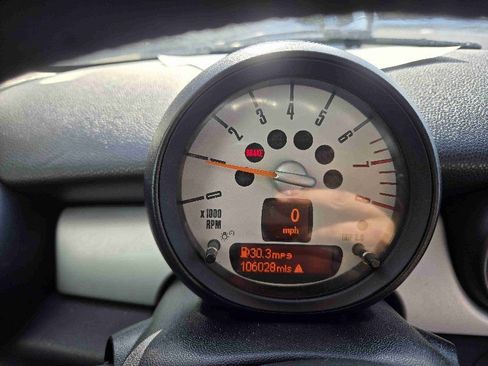 Used 2013 MINI Cooper Hardtop image 17