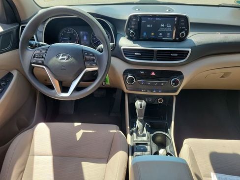 Used 2019 Hyundai Tucson SE image 13