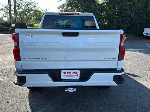 New 2026 Chevrolet Silverado 1500 Custom image 4