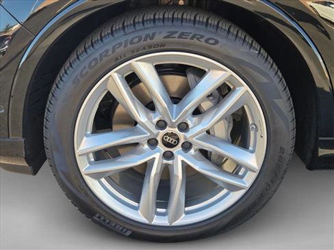 New 2025 Audi Q7 3.0T Premium Plus AWD/4WD image 10