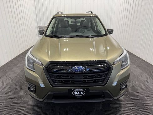 Used 2024 Subaru Forester Limited w/ Pop Package 2 AWD/4WD image 5