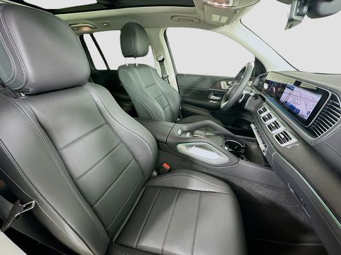 Certified 2026 Mercedes-Benz GLS 450 4MATIC image 38