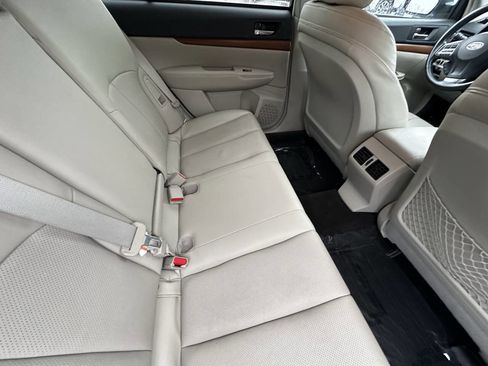 Used 2013 Subaru Outback 3.6R Limited image 5