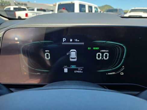 Used 2023 Kia Niro EX FWD image 26