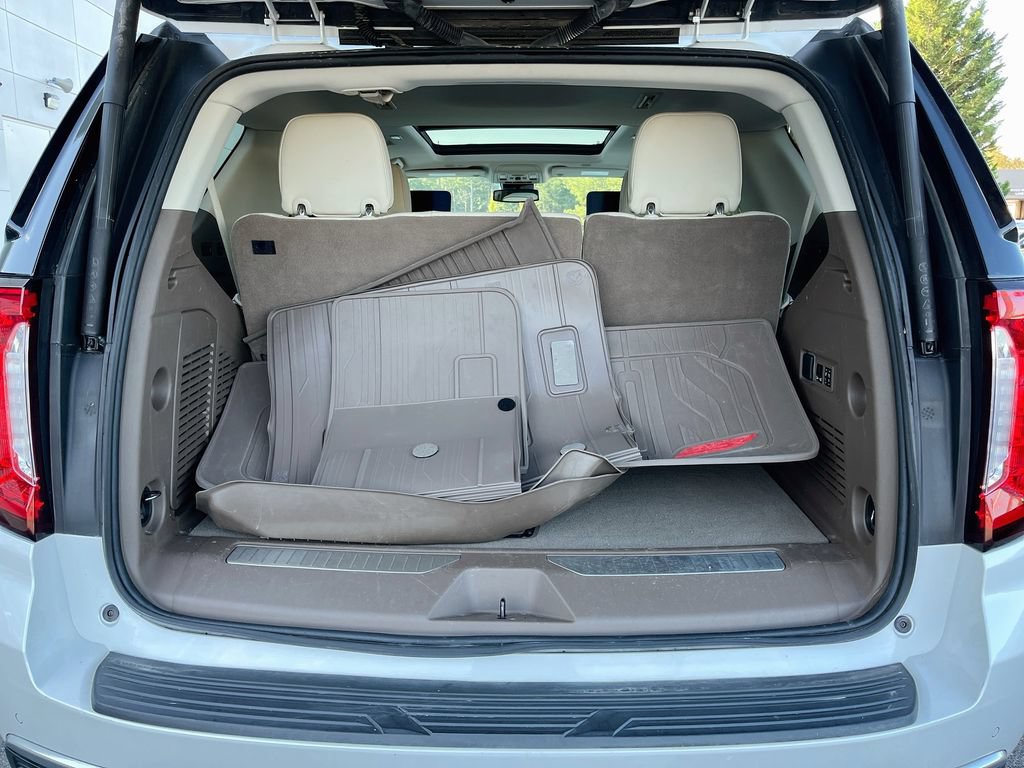 Used 2023 GMC Yukon Denali RWD image 34