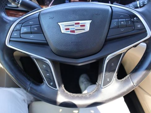 Used 2017 Cadillac XT5 Luxury w/ Driver Awareness Package image 28