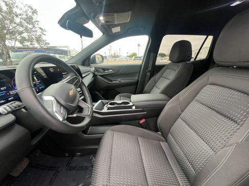 Used 2025 Chevrolet Equinox LT image 27