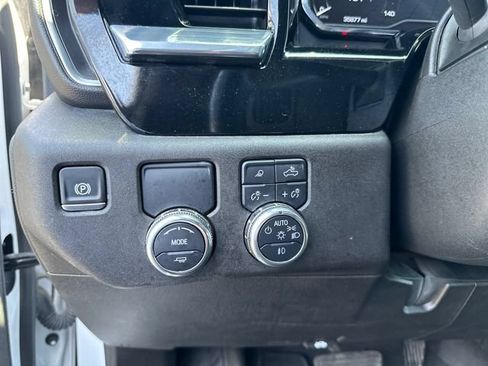 Certified 2024 GMC Sierra 1500 SLT RWD image 17