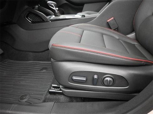 New 2026 Chevrolet TrailBlazer RS w/ Convenience Package image 18