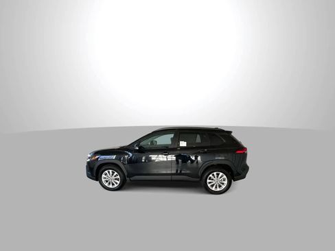 New 2026 Toyota Corolla Cross LE image 5