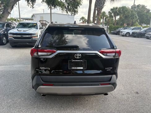 Used 2022 Toyota RAV4 Limited w/ Limited Grade Weather Package AWD/4WD image 6