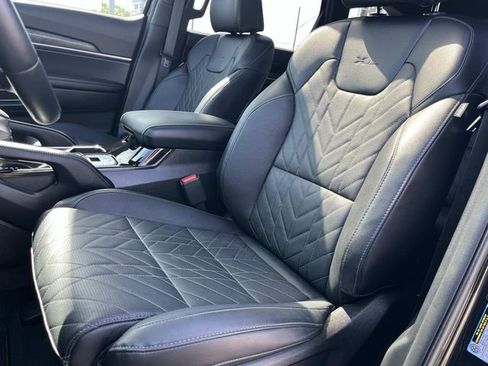 Used 2025 Kia Telluride SX X-Line AWD/4WD image 37