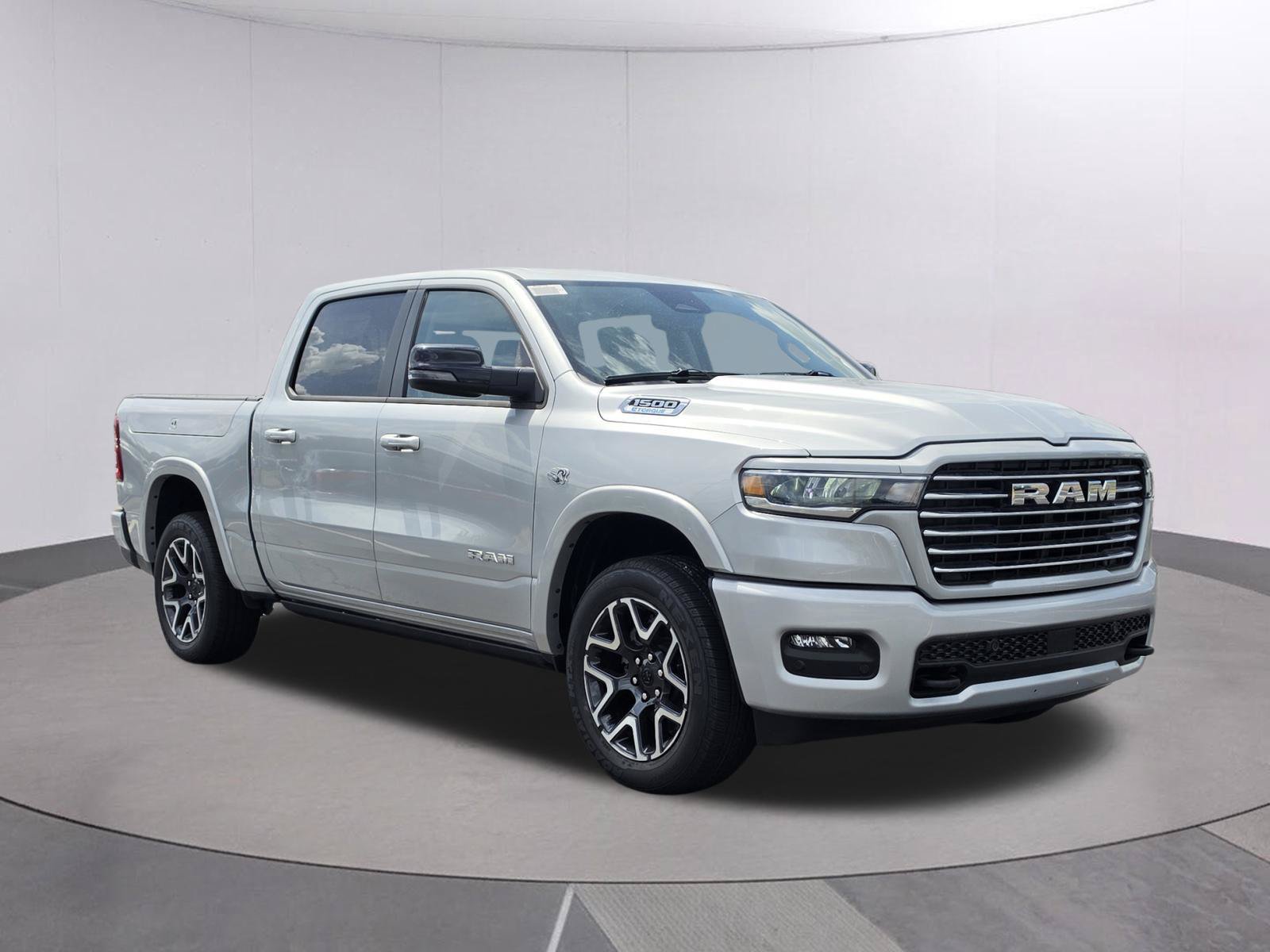 New 2026 RAM 1500 Laramie w/ Laramie Southwest Edition AWD/4WD image 3