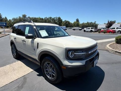 Used 2025 Ford Bronco Sport Big Bend AWD/4WD image 2