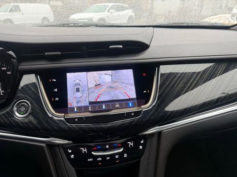 Used 2024 Cadillac XT6 Premium Luxury w/ Technology Package AWD/4WD image 24