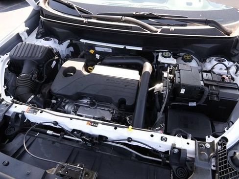 Used 2024 GMC Terrain Denali w/ Denali Premium Package AWD/4WD image 31